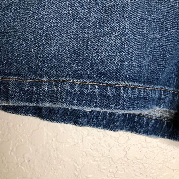 NEW Banana Republic Medium Wash Button Front Jean Shorts Size 18 NWT - Picture 3 of 14